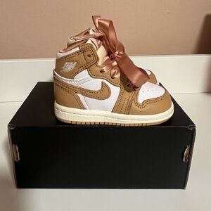 Jordan 1 Retro High OG size 4C